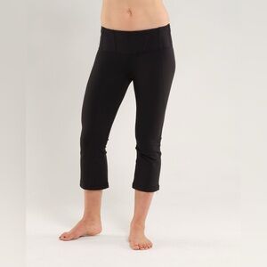 Lululemon Gather & Crow 20 3/4”Crop Black Size 4‎